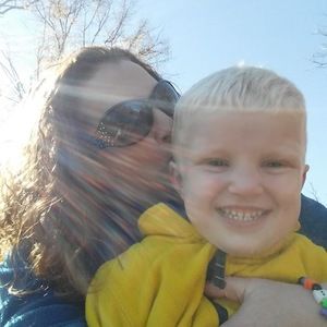 Meet your Posher, Lena